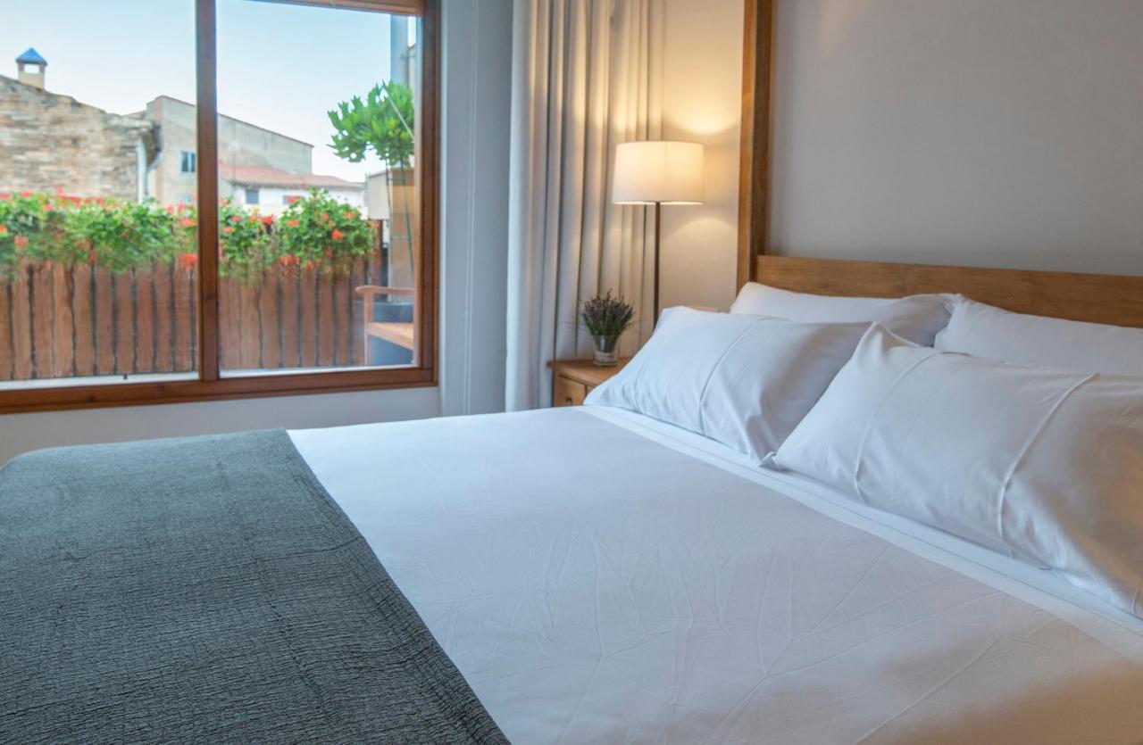 L' Alzina Holiday home Falset